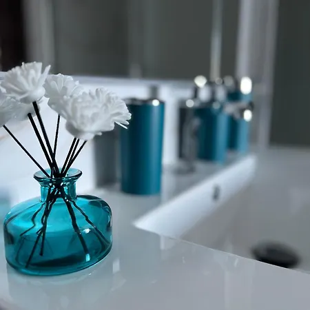 Infinity Blue Bed & Breakfast 4*